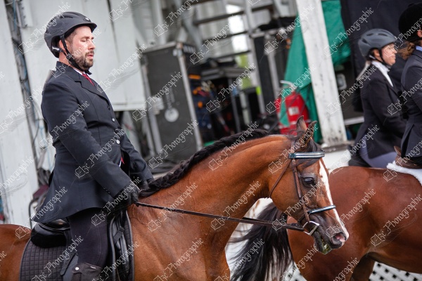 elze_photo_5599_cavalier_classique_concentre_horse_show_riders